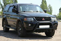 Mitsubishi Pajero Sport 1996–2007 Bullbar WT003 Black (RVS) foto 1