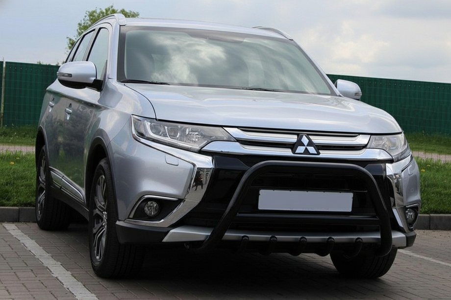 Mitsubishi Outlander 2012–2021 Bullbar WT003 Black (RVS) Image