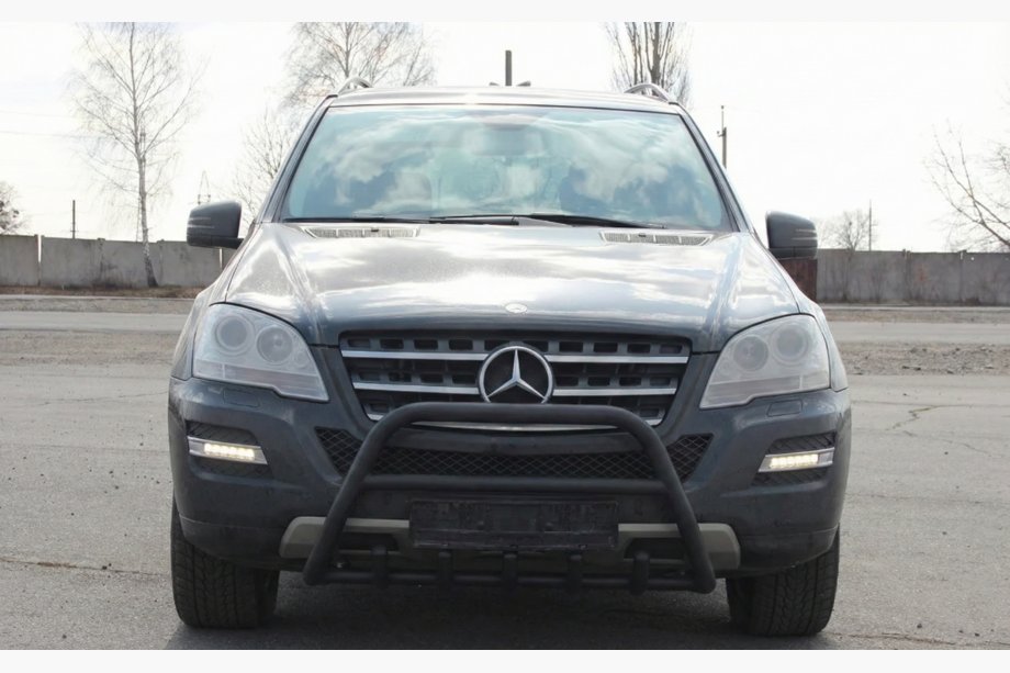 Mercedes ML W164 2005–2011 Bullbar WT003 Black (RVS) Image