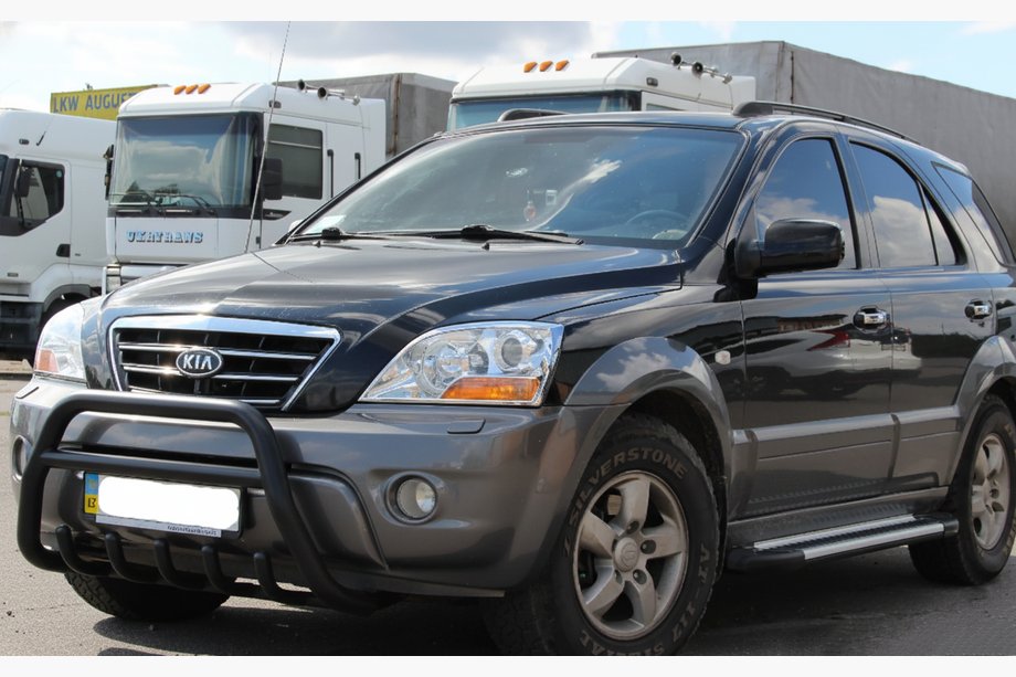 Kia Sorento I BL 2002–2009 Bullbar WT003 Black-2 (RVS) Image