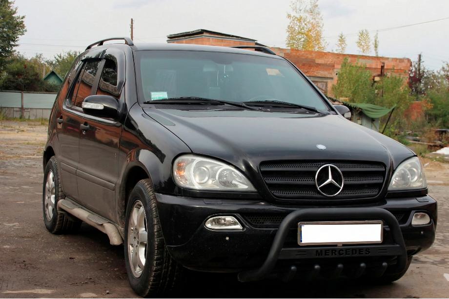 Mercedes ML W163 1997–2005 Bullbar WT004 Black (RVS) Image