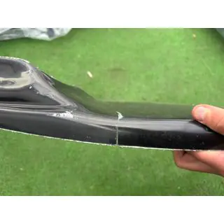 Outlet: Voorlip spoiler DPT (met vinnen, voor M5 Hamann, hoogglans zwart) foto 4