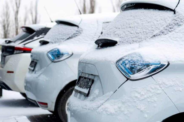Waarom de winter slecht is voor je EV: 6 problemen en oplossingen