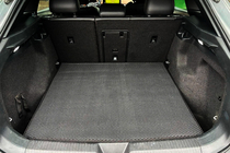 Volkswagen ID.4 2020– Rubberen kofferbakmat Carsuit V2 (zwart) foto 1