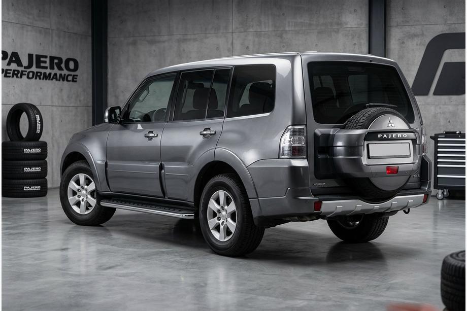 Mitsubishi Pajero Wagon IV 2006–2021 Maydos V1 zijtreden (set 2 stuks, aluminium + RVS) Image
