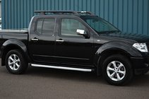 Nissan Navara 2006–2015 Fullmond side steps (2 stuks, aluminium) foto 1