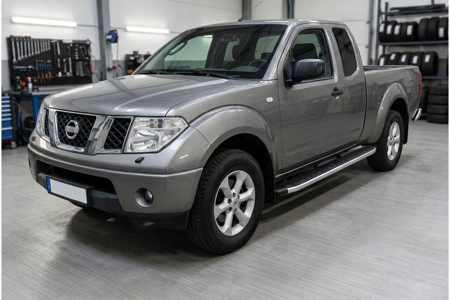 Nissan NP300 1999–2015 Fullmond side steps (2 stuks, aluminium) Image