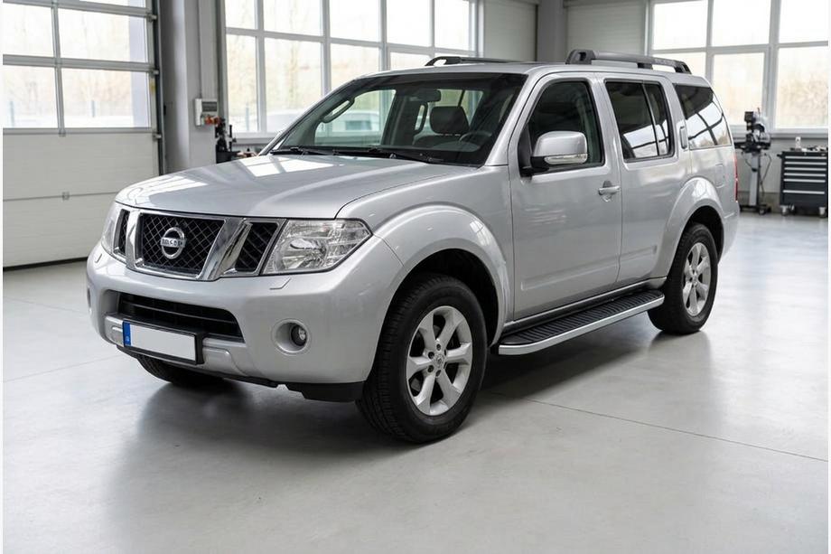 Nissan Pathfinder R51 2005–2014 Side steps Tayga Grey (set van 2, aluminium) Image