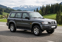 Nissan Patrol Y61 1997–2011 Bosphorus Black side steps (2 st., aluminium) foto 1