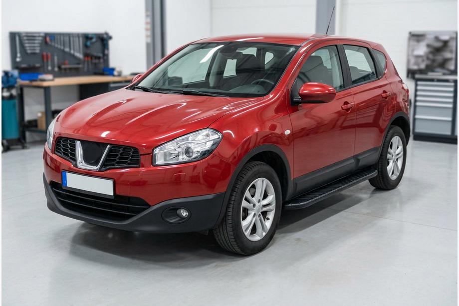 Nissan Qashqai 2010–2014 Bosphorus Black side steps (2 st., aluminium) Image