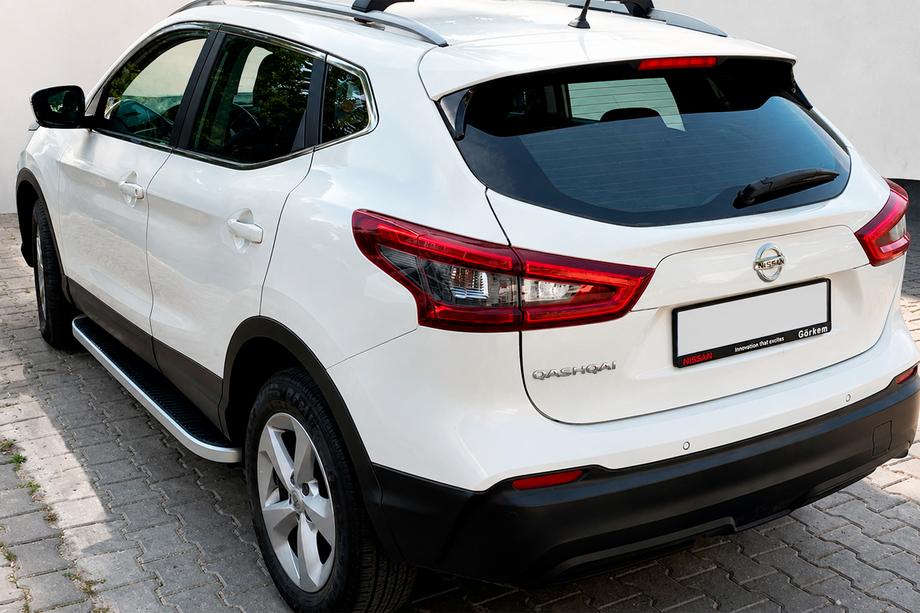 Nissan Qashqai 2014–2021 Tayga side steps (2 stuks, aluminium) Image