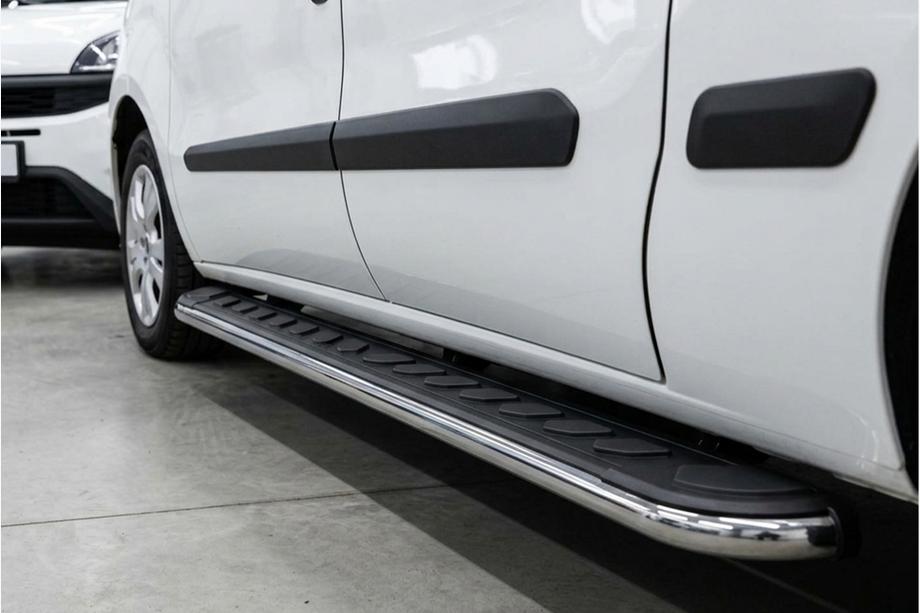 Opel Combo 2012–2018 Maydos V1 zijtreden (set 2 stuks, aluminium + RVS) Image