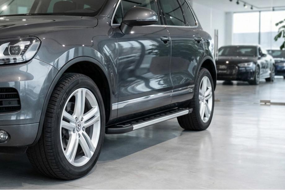 Porsche Cayenne 2003–2010 Zijtreden RedLine V1 (2 stuks, aluminium) Image