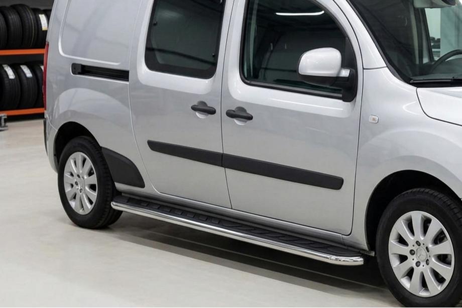 Renault Kangoo 2008–2020 Maydos V1 side steps (set van 2, aluminium/RVS) Image