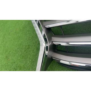 Afgeprijsde OEM-radiateurgrille (2012-2015) Lexus LX570/450d 2008–2022 foto 4