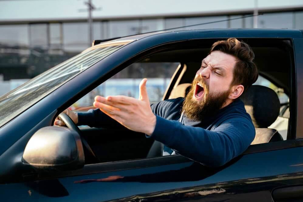 Psychologie van agressieve bestuurders: hoe herken je het en voorkom je conflicten op de weg? Foto 1