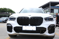 BMW X5 G05 2019–2026 Niergrilles Diamond Black (2018-2022, hoogglans zwart) foto 1