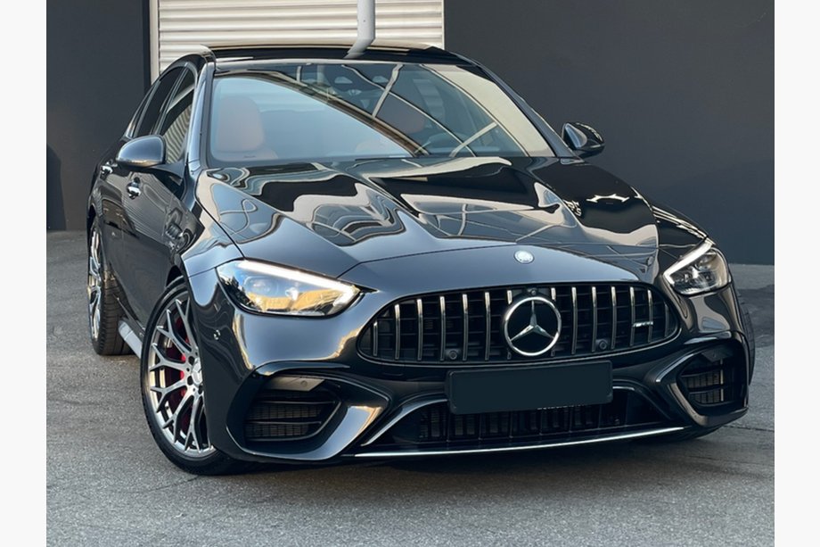 Mercedes C-klasse W206 2022– Voorbumper compleet (AMG C63 Design) Image