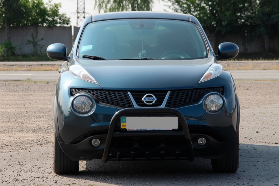Nissan Juke 2010–2019 Bullbar QT012 Black (roestvrij staal) Image