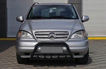 Mercedes ML W163 1997–2005 Bullbar Black (RVS) foto 4