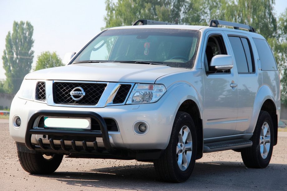 Nissan Pathfinder R51 2005–2014 Bullbar WT008 Black (RVS) Image