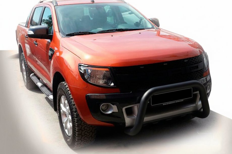 Ford Ranger 2011–2022 Voorbullbar WT005 Black (RVS) Image