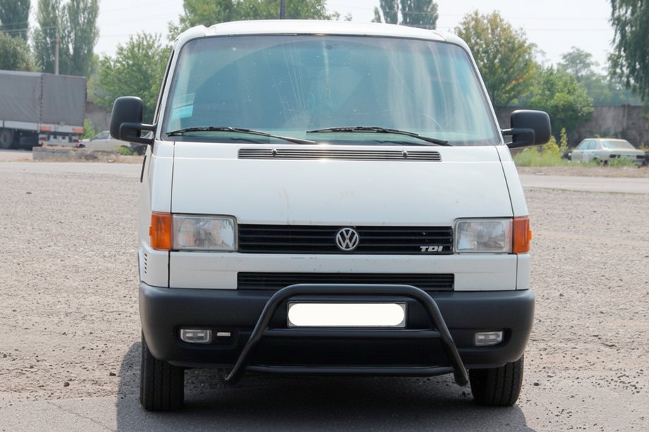 Volkswagen T4 Caravelle/Multivan 1990–2003 Bullbar WT022 Black (roestvrij staal) Image