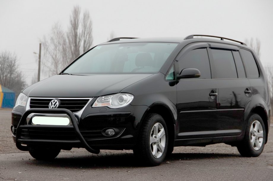 Volkswagen Touran 2003–2010 Bullbar WT022 Black (roestvrij staal) Image