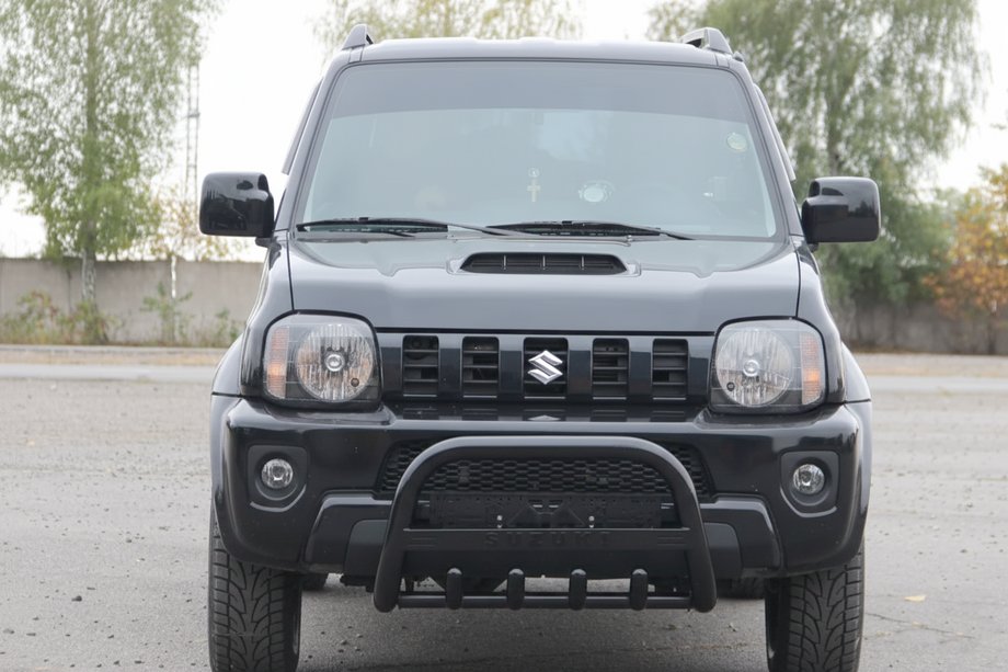 Suzuki Jimny 1998–2018 Bullbar QT006 Black (RVS) Image