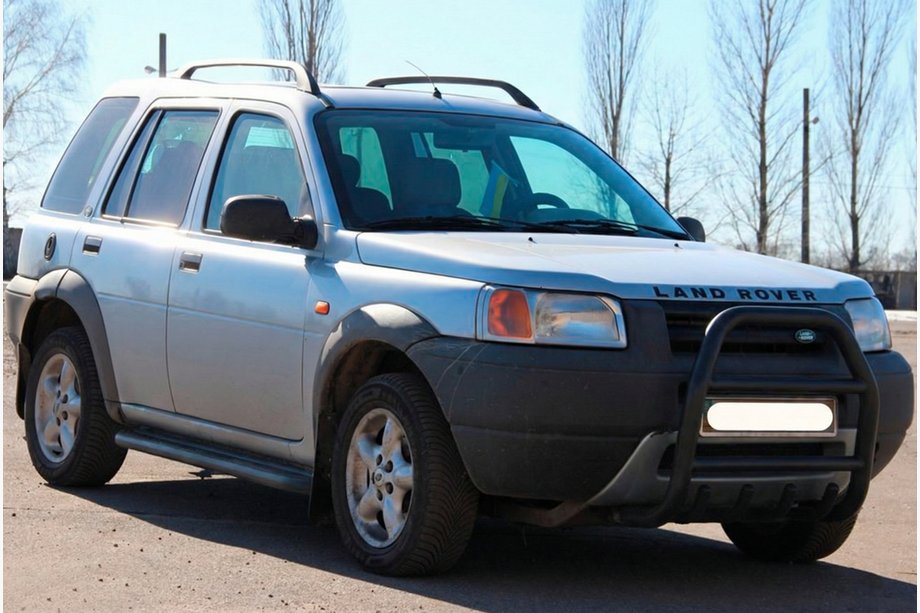 Land Rover Freelander I 1997–2006 Bullbar QT007 Black (roestvrij staal) Image