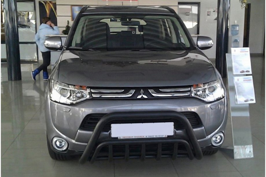Mitsubishi Outlander 2012–2021 Bullbar WT002 Black (RVS) Image