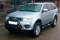Mitsubishi Pajero Sport 2008–2015 Voorkantbescherming WT002 Black (RVS) foto 2