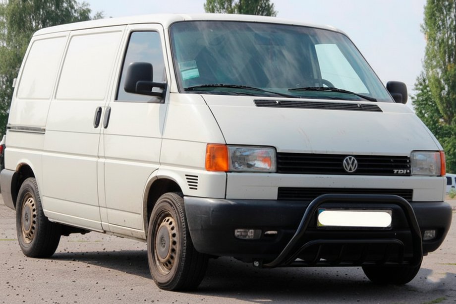 Volkswagen T4 Caravelle/Multivan 1990–2003 Bullbar WT002 Black (roestvrij staal) Image