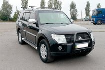Mitsubishi Pajero Wagon IV 2006–2021 Bullbar QT011 Black (RVS) foto 1