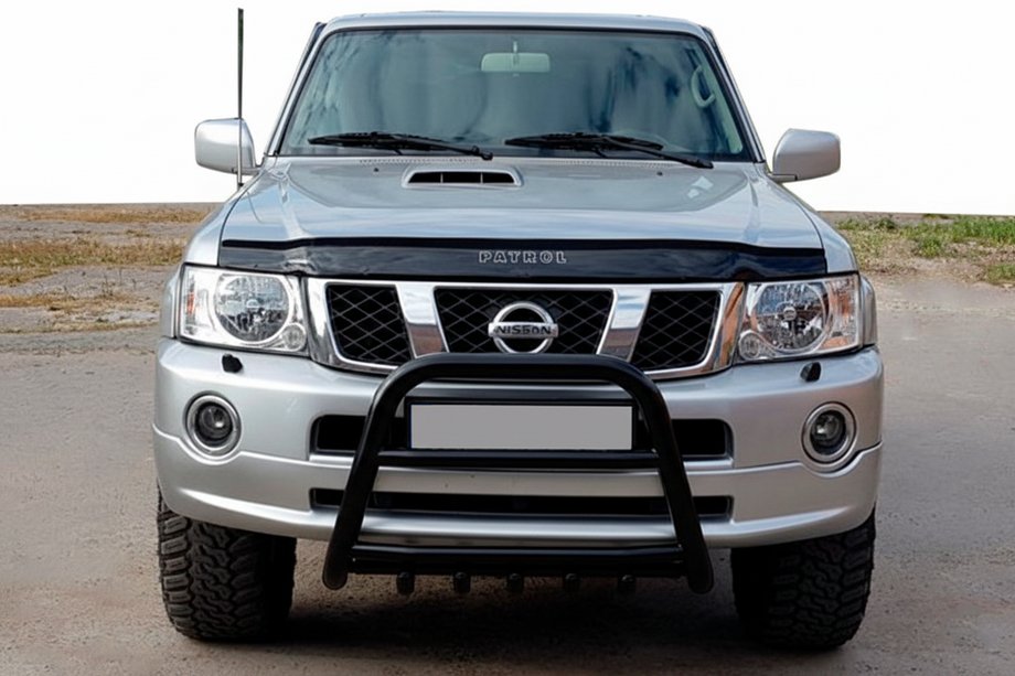 Nissan Patrol Y61 1997–2011 Bullbar QT007 Black (roestvrij staal) Foto 1