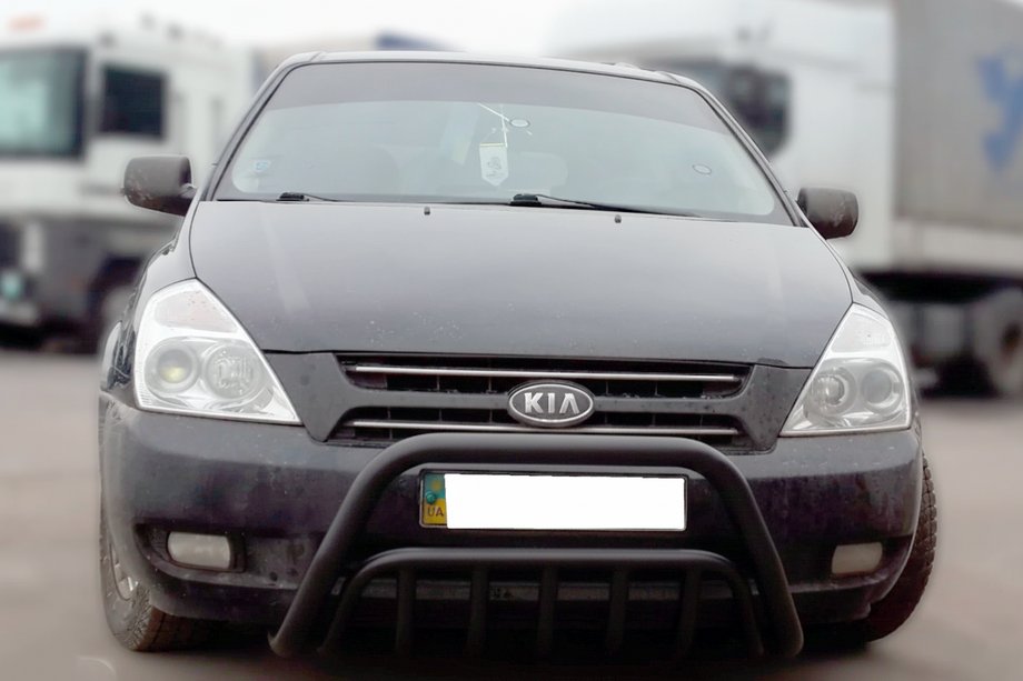 Kia Carnival 2002–2013 Frontbullbar WT002 Black (2006-2013, RVS) Image