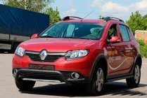 Renault Sandero 2013–2022 Voorbullbar WT007 Black (RVS) foto 2