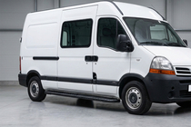 Opel Movano 2004–2010 Bosphorus Black side steps (2 st., aluminium) foto 1