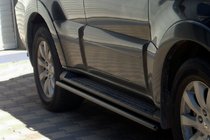 Mitsubishi Pajero Wagon III 1999–2006 Sidebars OEM-montage Black (2 stuks, RVS) foto 2