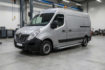 Renault Master 2011–2023 Side steps Allmond Grey (2 stuks, aluminium) foto 1
