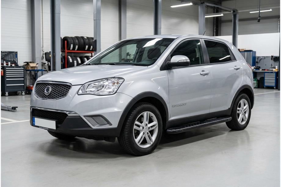 SsangYong Korando 2010–2019 Bosphorus Black side steps (2 st., aluminium) Image