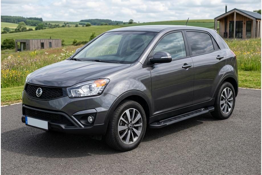 SsangYong Korando 2010–2019 RedLine Black zijsteps (set van 2, aluminium) Image