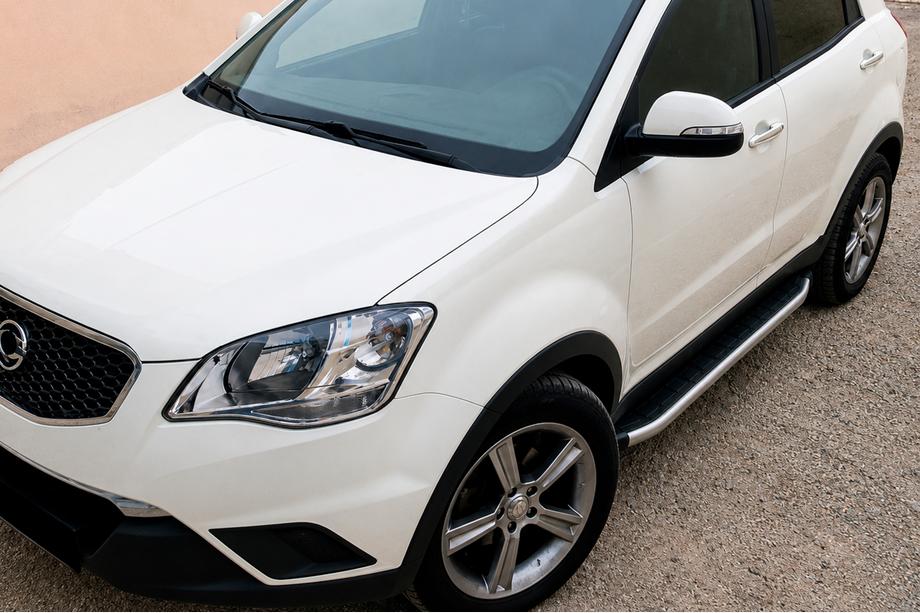 SsangYong Korando 2010–2019 Fullmond side steps (2 stuks, aluminium) Image
