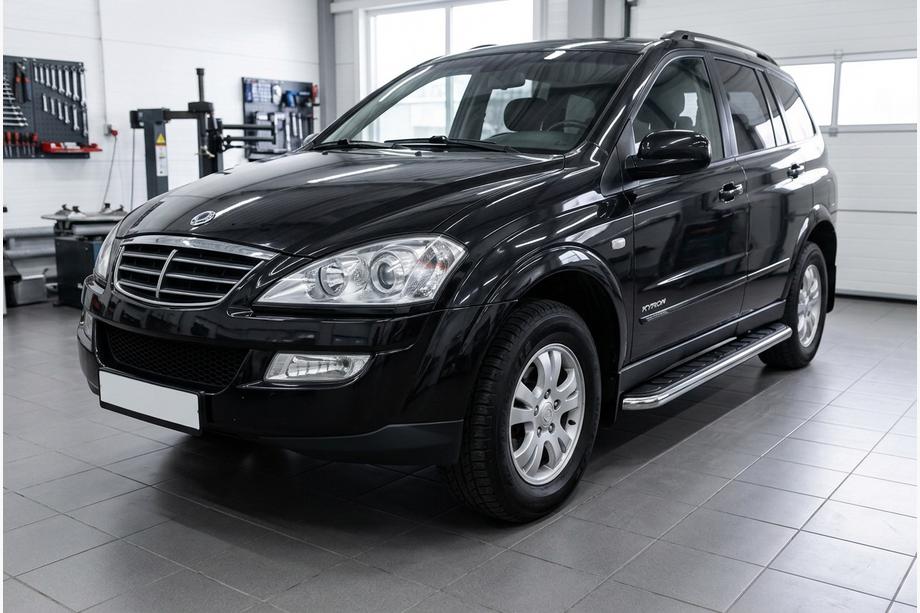 SsangYong Kyron 2005–2014 Maydos V1 zijtreden (set 2 stuks, aluminium + RVS) Image