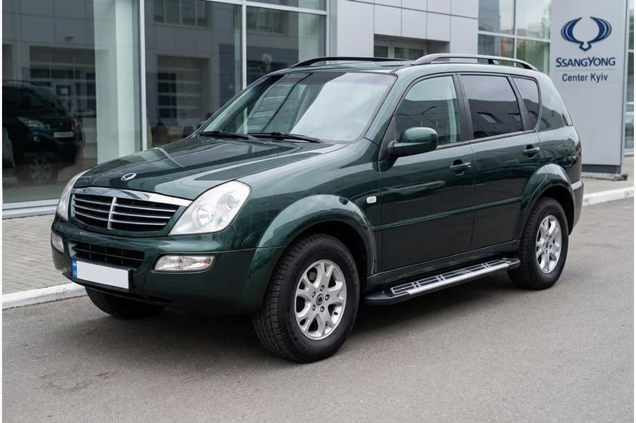 SsangYong Rexton I 2001–2017 Sunrise side steps (set van 2, aluminium) 2005-2012 Image