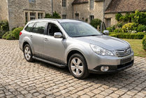 Subaru Outback 2009–2014 Allmond Black side steps (2 st., aluminium) foto 1