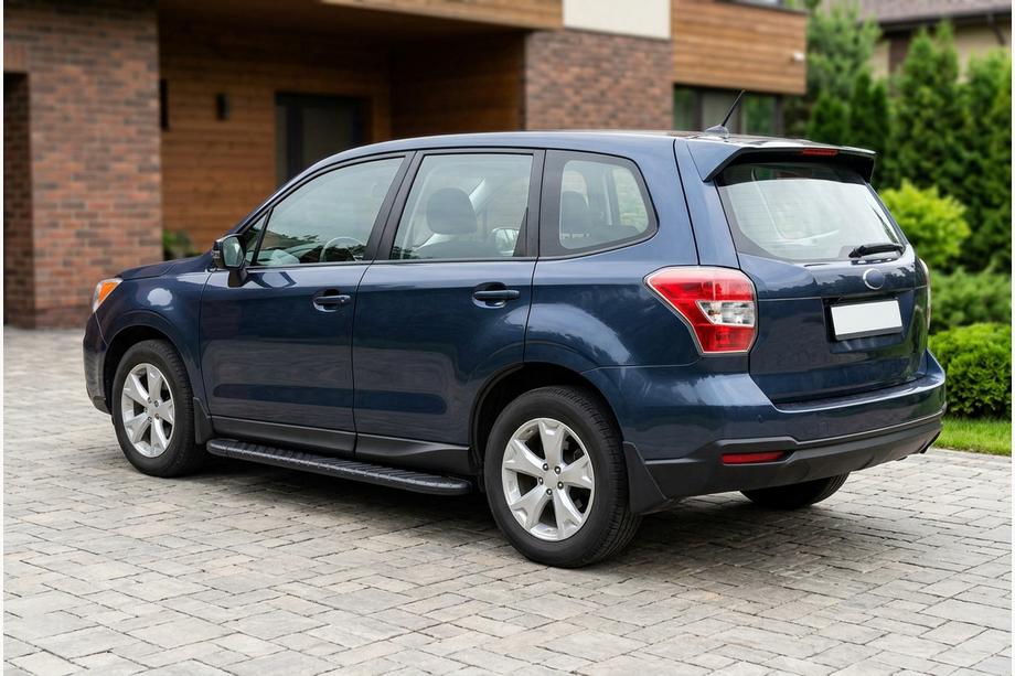 Subaru Forester 2013–2018 Bosphorus Black side steps (2 st., aluminium) Image