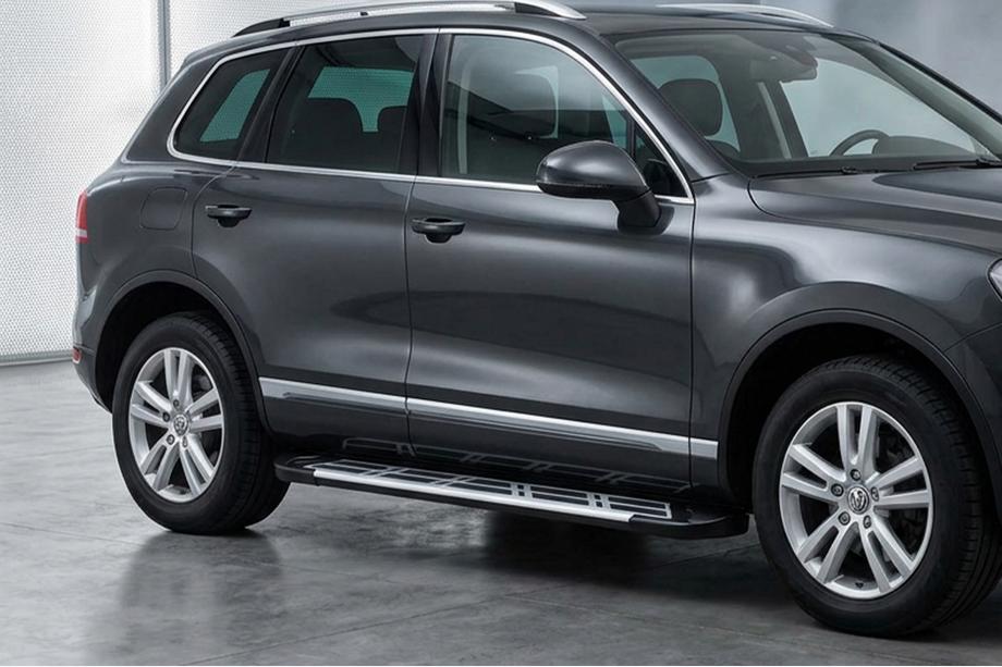 Volkswagen Touareg 2002–2010 Sunrise side steps (2 stuks, aluminium) Image