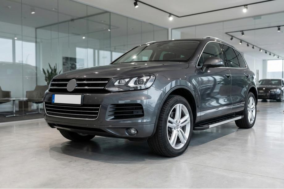 Volkswagen Touareg 2010–2018 Side steps RedLine V1 (2 stuks, aluminium) Image