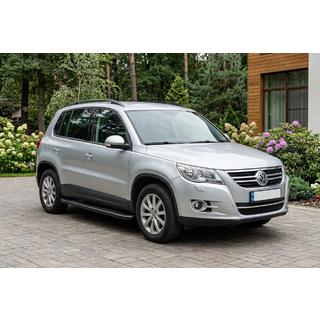 Bosphorus Black side steps (2 st., aluminium) Volkswagen Tiguan 2007–2016 foto 1